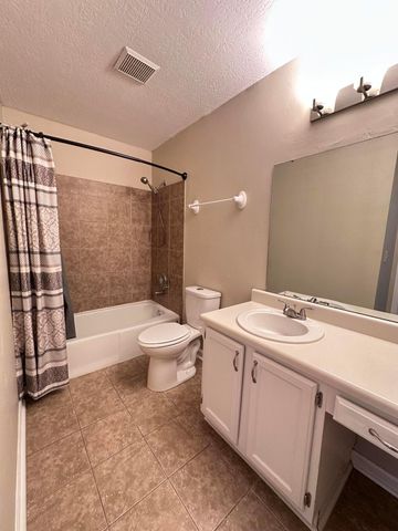 2688 Woodland Trail Drive, 9, Columbus, OH 43231
