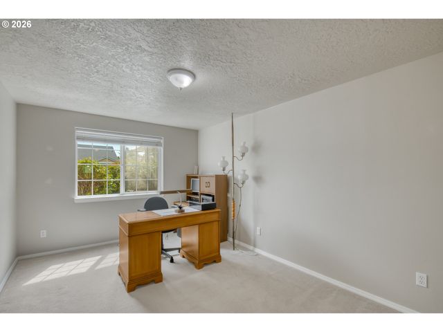 15085 SPYGLASS Ln, Oregon City, OR 97045