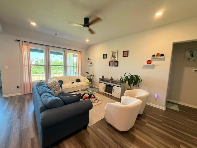 19324 Hartwell DR, Pflugerville, TX 78660