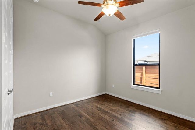 8212 Gilwice LN, Austin, TX 78744