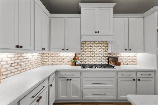 8212 Gilwice LN, Austin, TX 78744