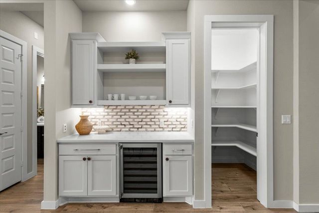 8212 Gilwice LN, Austin, TX 78744