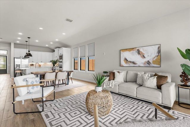 8212 Gilwice LN, Austin, TX 78744