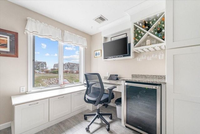 30 Highland Terrace APT 3007, White Horse Beach, MA 02360