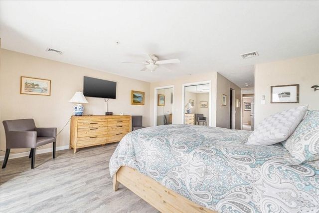 30 Highland Terrace APT 3007, White Horse Beach, MA 02360