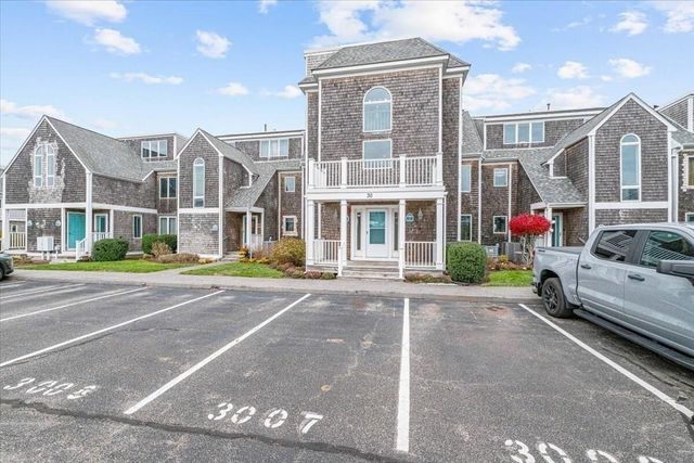 30 Highland Terrace APT 3007, White Horse Beach, MA 02360