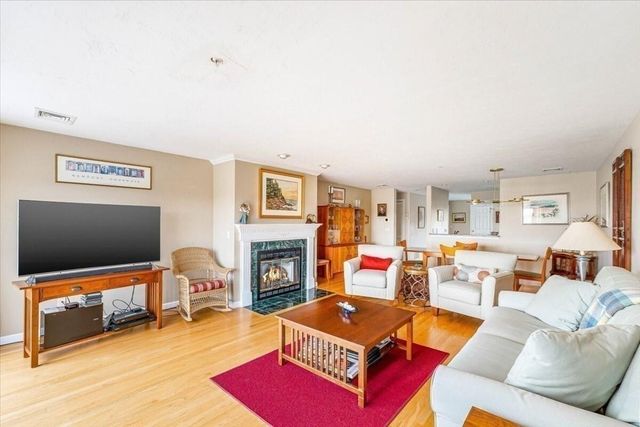 30 Highland Terrace APT 3007, White Horse Beach, MA 02360