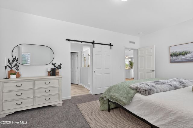 451 Governors Road SE, Winnabow, NC 28479