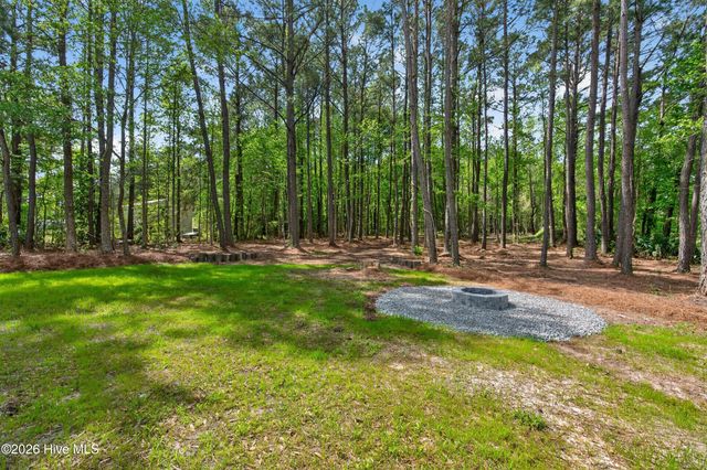 451 Governors Road SE, Winnabow, NC 28479