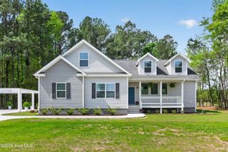 451 Governors Road SE, Winnabow, NC 28479
