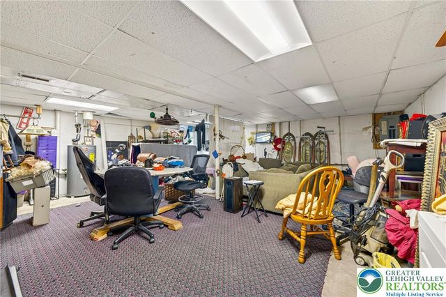 2354 Market, South Whitehall Twp, PA 18104