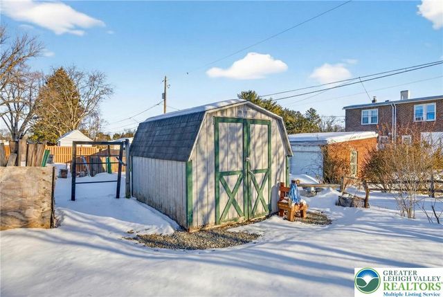 2354 Market, South Whitehall Twp, PA 18104