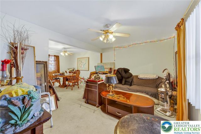 2354 Market, South Whitehall Twp, PA 18104