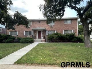 1010 N 40th Street, Omaha, NE 68131