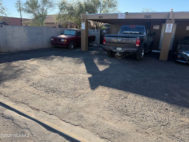 3251 N Stone Avenue, Tucson, AZ 85705