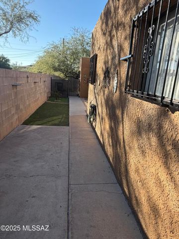 3251 N Stone Avenue, Tucson, AZ 85705