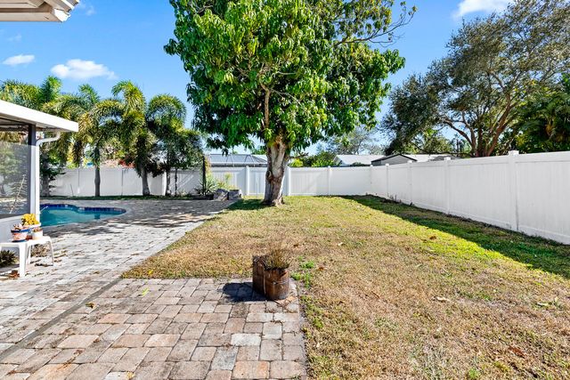 397 NE Jonquil Street, Port St. Lucie, Port St Lucie, FL 34983