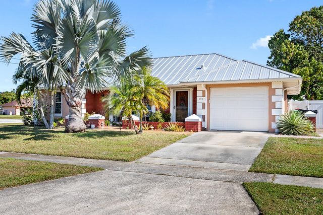 397 NE Jonquil Street, Port St. Lucie, Port St Lucie, FL 34983