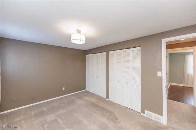 25077 Doe Drive, North Olmsted, OH 44070