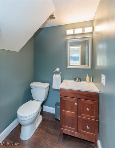 25077 Doe Drive, North Olmsted, OH 44070