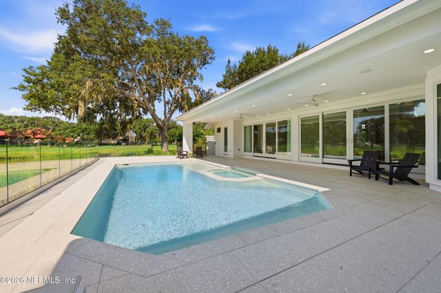 109 CARRIAGE Court, Ponte Vedra Beach, FL 32082