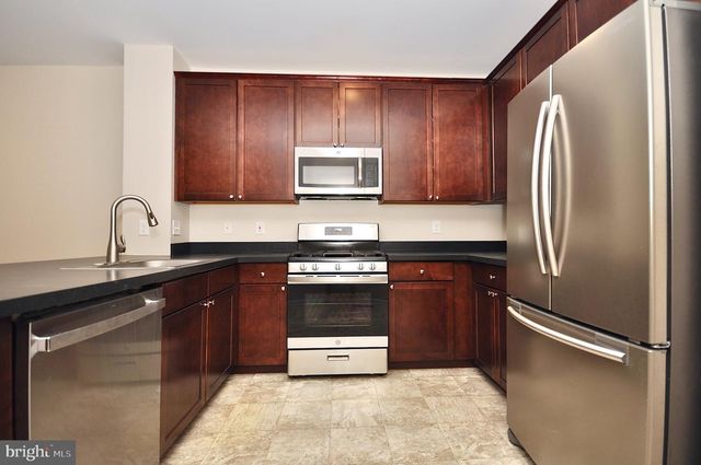 137 EQUESTRIAN ROW, Bensalem, PA 19020