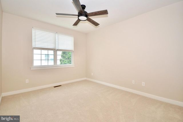 137 EQUESTRIAN ROW, Bensalem, PA 19020