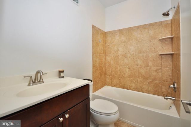 137 EQUESTRIAN ROW, Bensalem, PA 19020