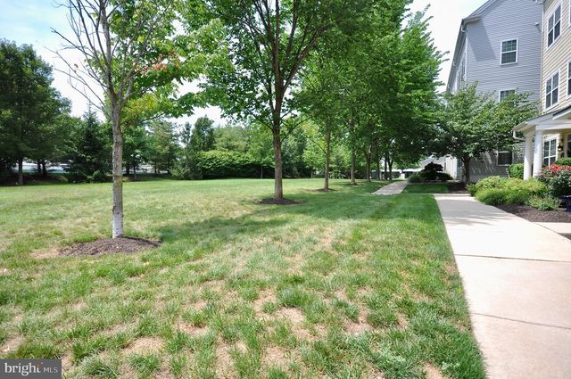 137 EQUESTRIAN ROW, Bensalem, PA 19020