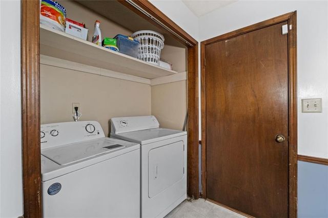 3964 FERNCLIFF Road, Snellville, GA 30039