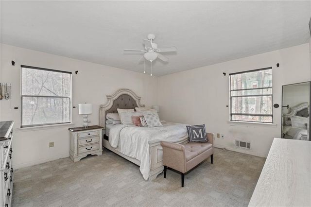 3964 FERNCLIFF Road, Snellville, GA 30039