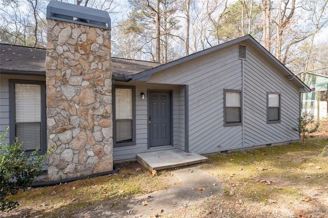 3964 FERNCLIFF Road, Snellville, GA 30039