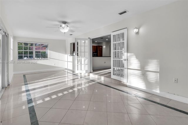 8700 SW 64th Ave, Pinecrest, FL 33156