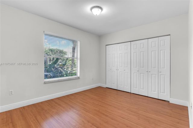 8700 SW 64th Ave, Pinecrest, FL 33156