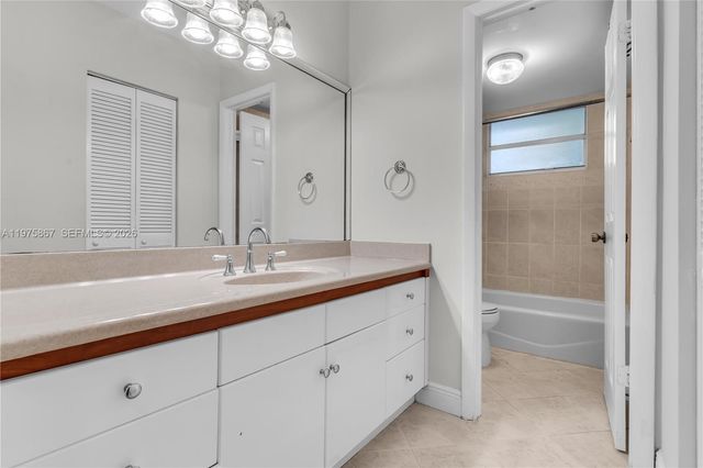 8700 SW 64th Ave, Pinecrest, FL 33156