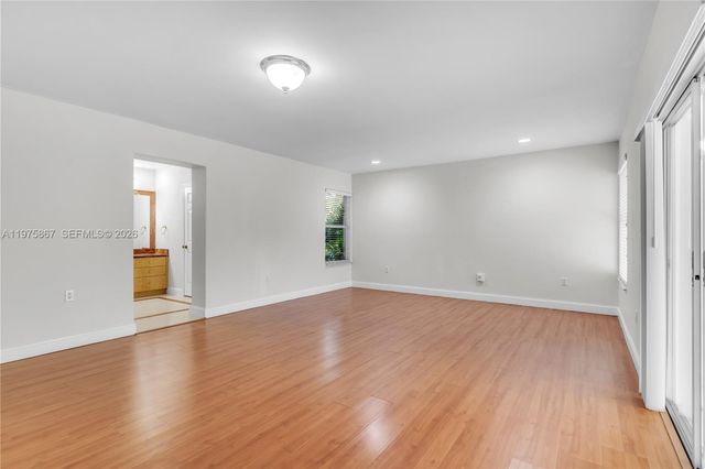 8700 SW 64th Ave, Pinecrest, FL 33156