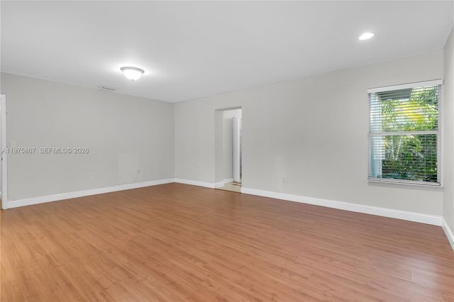 8700 SW 64th Ave, Pinecrest, FL 33156