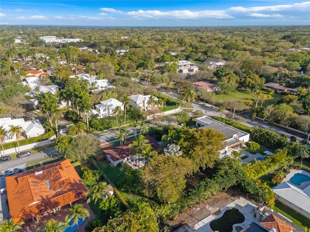 8700 SW 64th Ave, Pinecrest, FL 33156