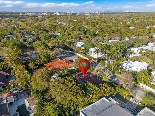 8700 SW 64th Ave, Pinecrest, FL 33156