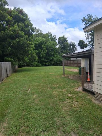 838 Mansfield Street, Houston, TX 77091