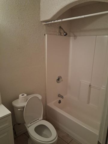 838 Mansfield Street, Houston, TX 77091