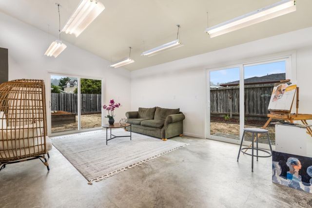 1151 Encanto Way, Pacifica, CA 94044