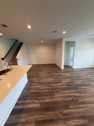 8031 Milam Lane, Rosharon, TX 77583