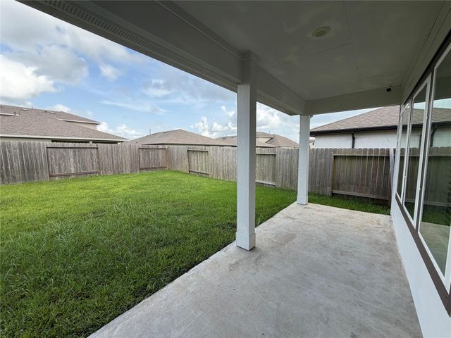 8031 Milam Lane, Rosharon, TX 77583