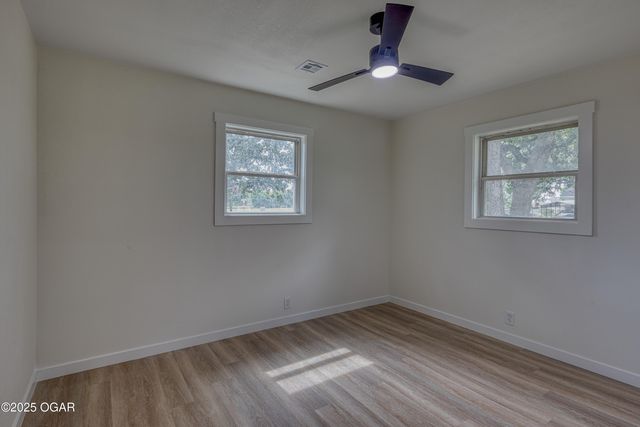 205 Hickory Place, Carl Junction, MO 64834