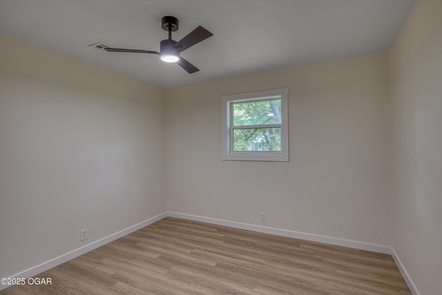 205 Hickory Place, Carl Junction, MO 64834