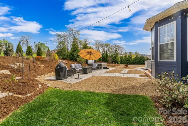 32 Denise Lane, Fletcher, NC 28732