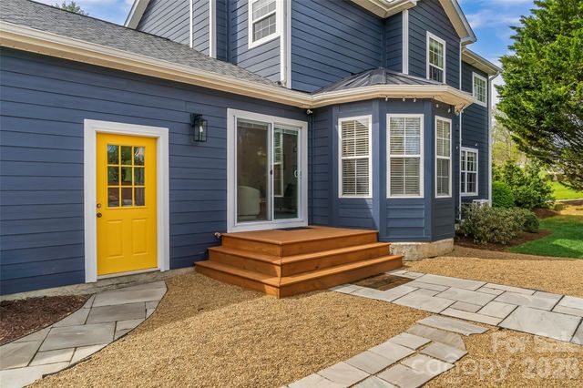 32 Denise Lane, Fletcher, NC 28732