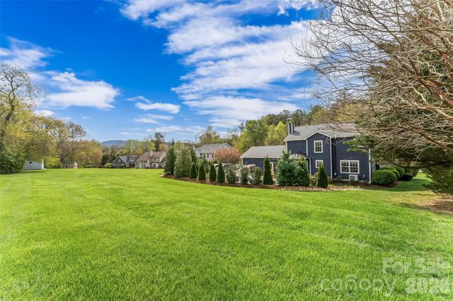 32 Denise Lane, Fletcher, NC 28732