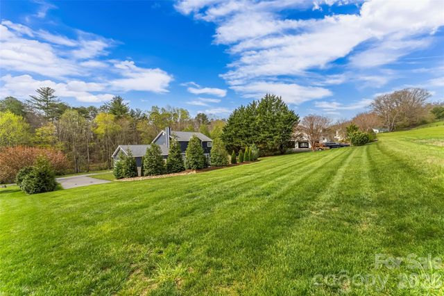 32 Denise Lane, Fletcher, NC 28732